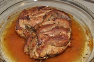 Carne de porc la cuptor, friptura cu sos